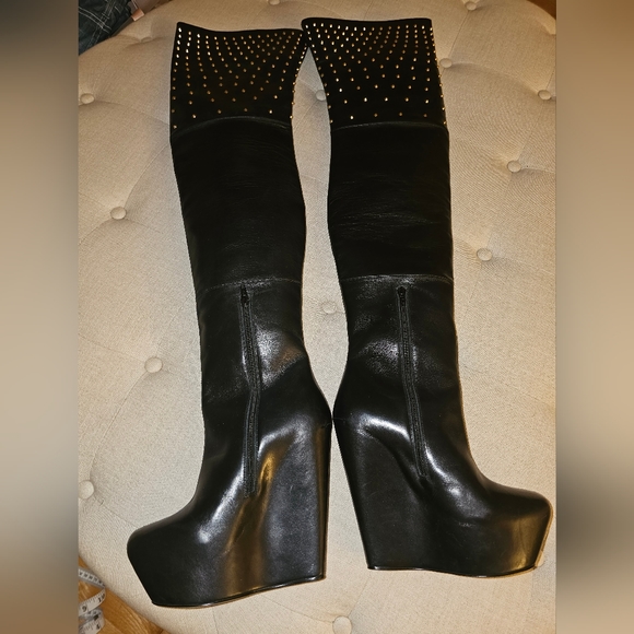 New Monica Chiang Thigh High Black Leather Gold Studs Covered Wedge Boots 40 - Picture 14 of 16